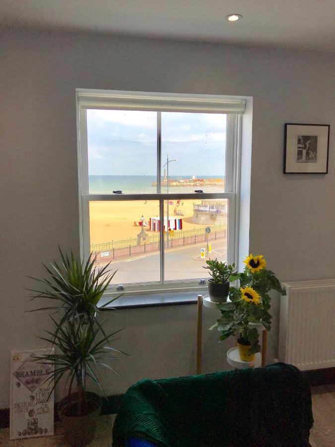 The Sunset Apartment - Margate Beach - By Goldex Coastal Breaks Luaran gambar